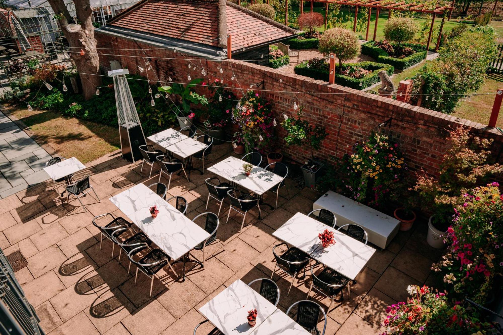 B&B Downham Hall Wickford Bagian luar foto